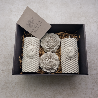 Pilkas bičių vaško žvakių dovanų rinkinys