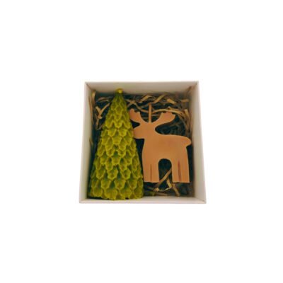 Bičių vaško žvakių komplektas – Briedis su Eglute